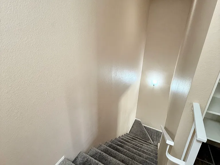 5847 N 48th Dr — Photo 12