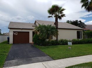 16721 SW 5th Ct, Weston, FL 33326