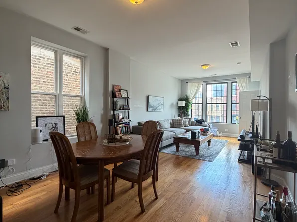 2752 W Fullerton Ave #2, Chicago, IL 60647