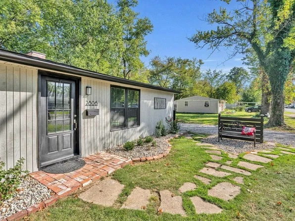 2806 S Roosevelt Dr, Evansville, IN 47714