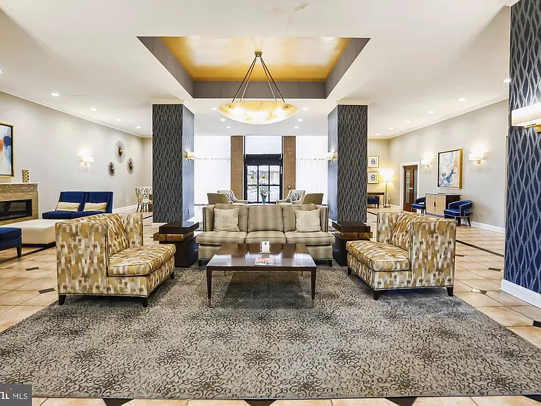 5500 Holmes Run Pkwy #210 — Photo 21