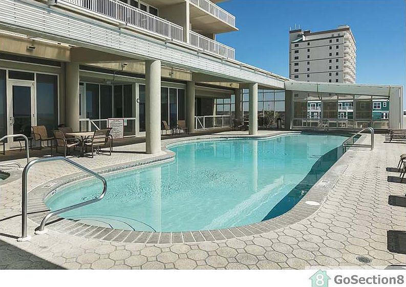 2nd image of 800 NW 92nd Ave #800