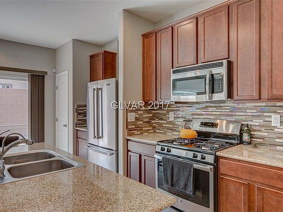 5th image of 8657 Tara Hill Ave