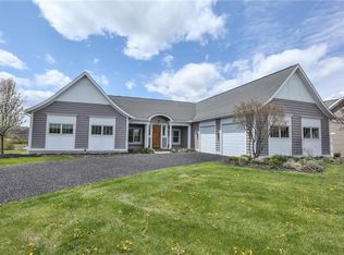 3936 Charing Cross, Canandaigua, NY 14424