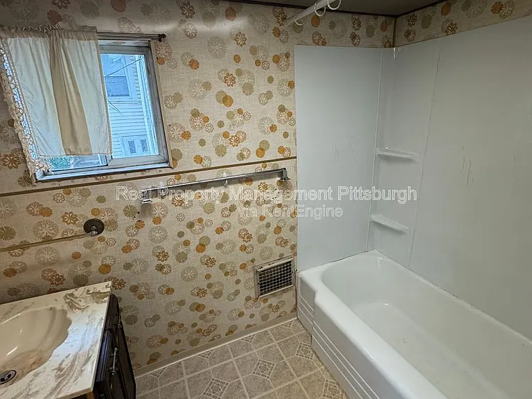 2812 Edwards Way — Photo 11