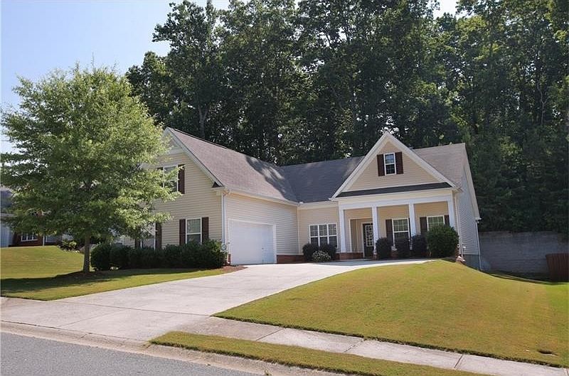 1st image of 39 Nashport Ln