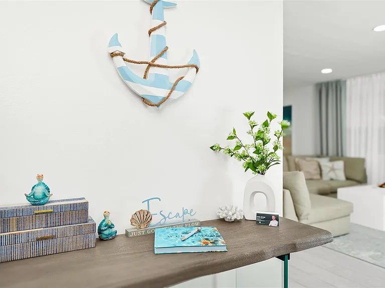 363 Harbor Dr — Photo 6