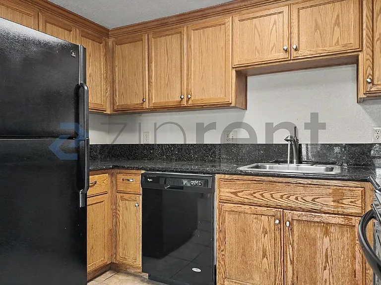 1812 Cirby Way #B — Photo 11