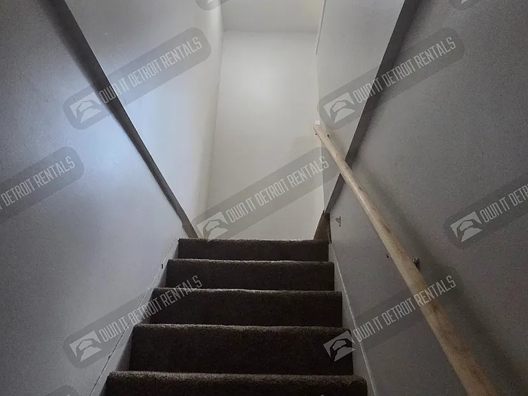 8891 Whitcomb St — Photo 19