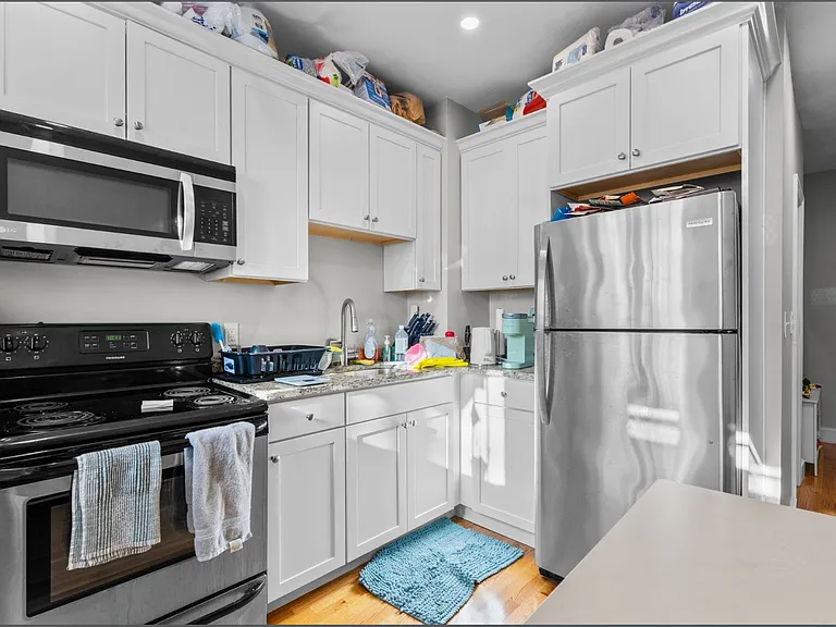 754 Huntington Ave #6 — Photo 5