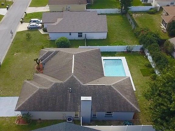 3rd image of 369 Sterling Dr