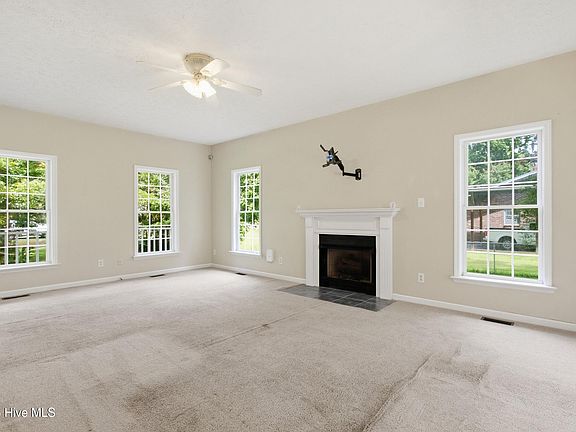 2nd image of 410 Stately Pines Road