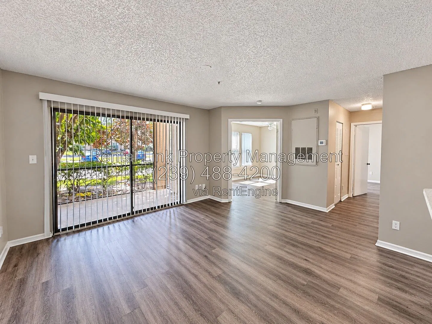 3 bed, 2.0 bath, 1260 sqft, $1,750 — Photo 2