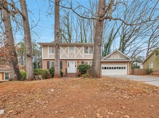 730 Rockborough Dr, Stone Mountain, GA 30083