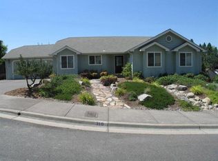 310 Independence Dr, Grants Pass, OR 97527