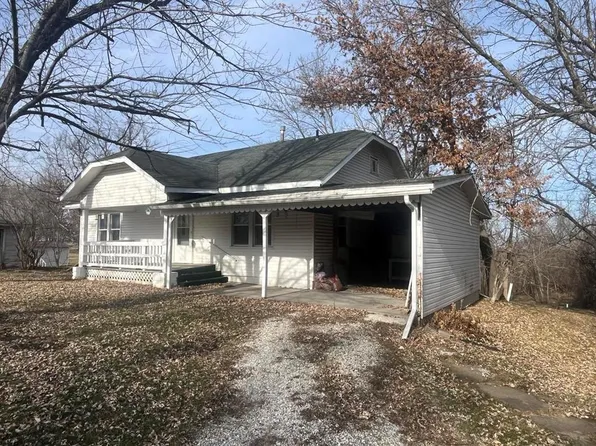 204 Park St, Glenwood, MO 63541