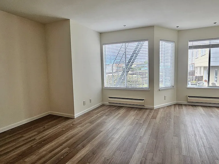 2310 Taraval St #2 — Photo 2