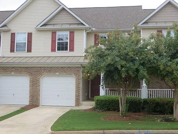 1st image of 102 Fox Creek Dr