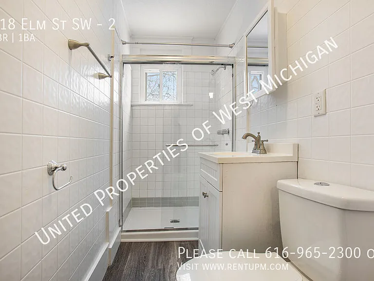 118 Elm St SW #2 — Photo 14