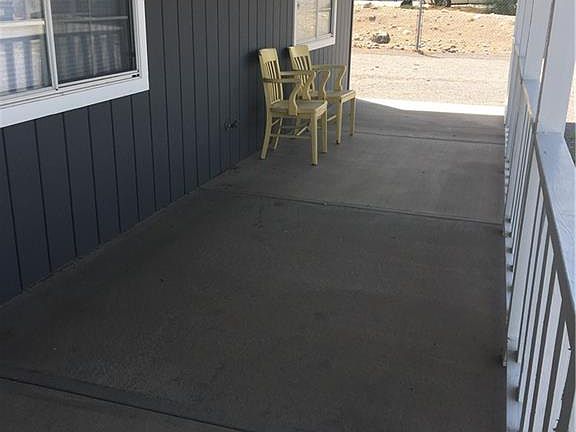 3rd image of 1588 Monte Vista Dr