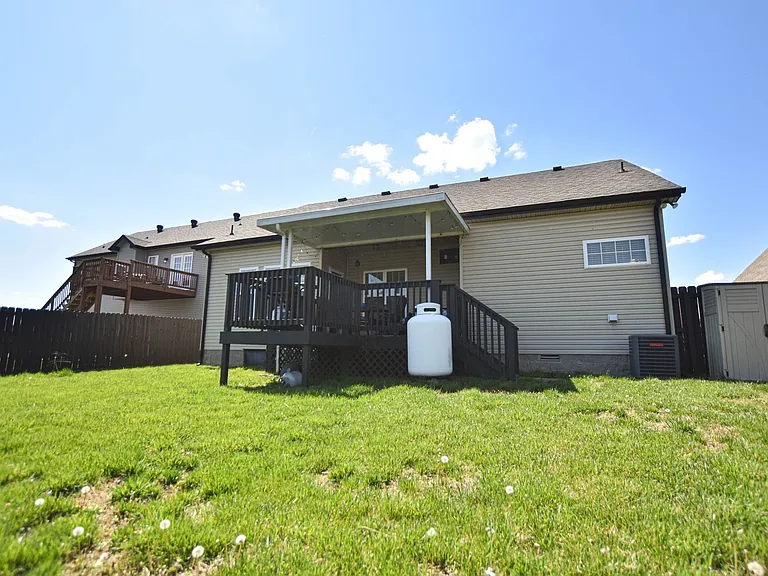 3765 Silver Fox Ln — Photo 19
