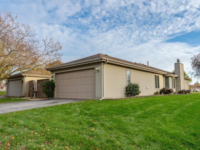 9509 Crown Commons Dr, Crown Point, IN, 46307