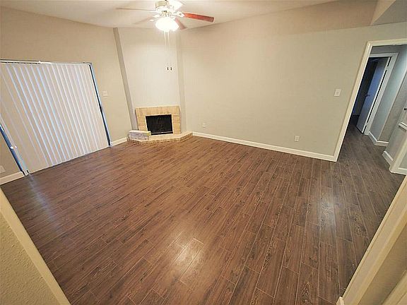 4th image of 11711 Memorial Dr APT 643