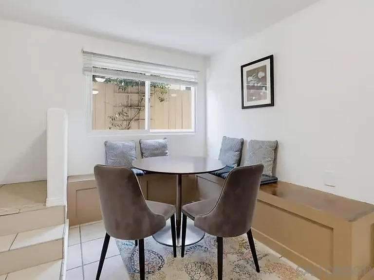 1920 Gardena Pl — Photo 15