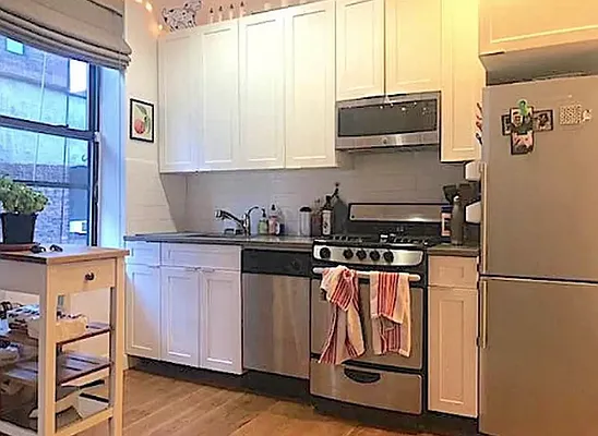Rented by Living New York | media 11