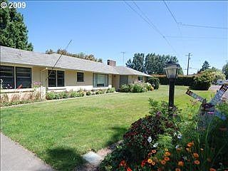 3rd image of 14025 SW Far Vista St