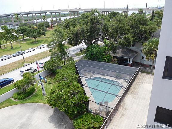 4th image of 200 S Riverside Dr APT 502