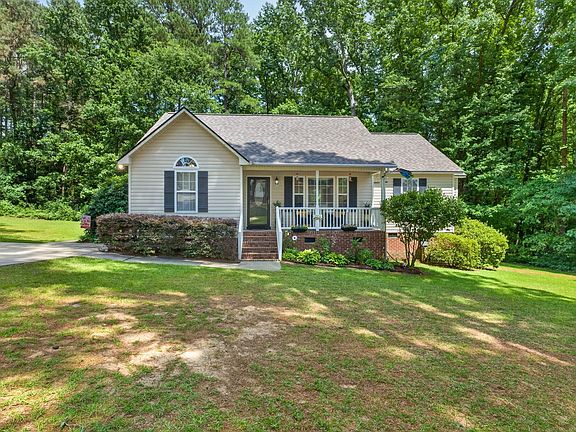 2nd image of 105 Tree Farm Ln