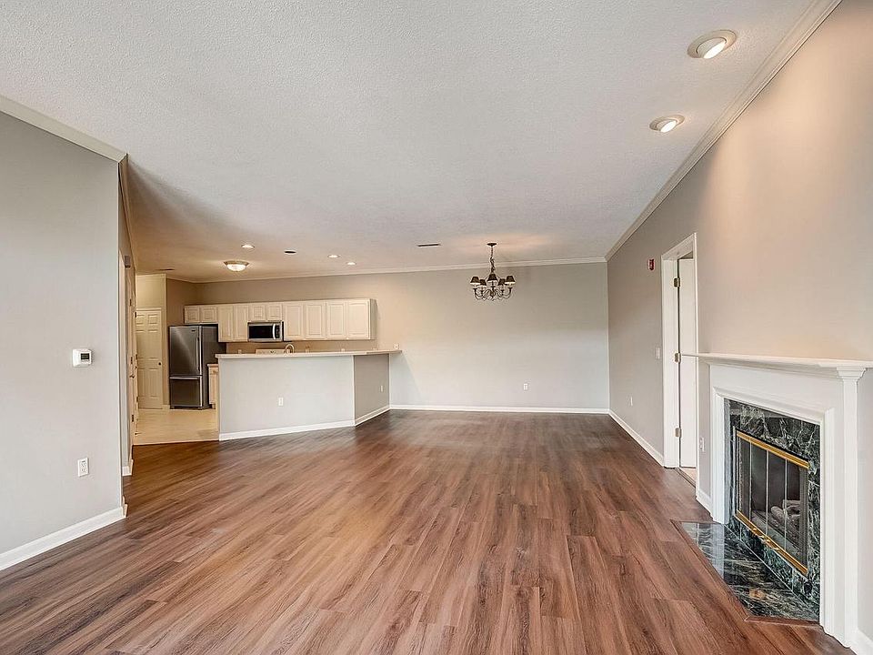 Hampden Pines Condominiums Pewaukee, WI Zillow