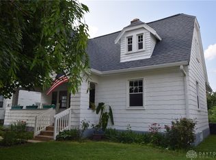 40 E Harding Rd, Springfield, OH 45504