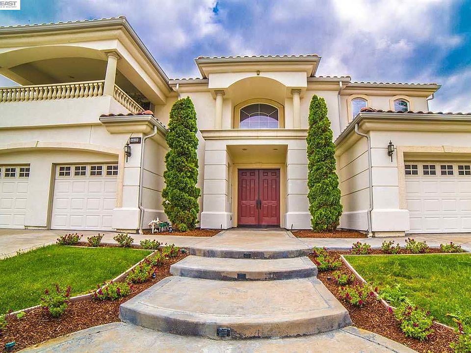 1st image of 6119 Bay Hill Ct