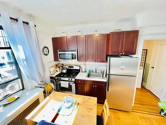 Sold by Ben Bay Realty Co. of Bay Ridge | media 7