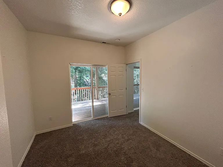 148 Cedar Falls Dr — Photo 12