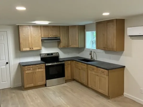 138 Ash Ln #B, Boone, NC 28607