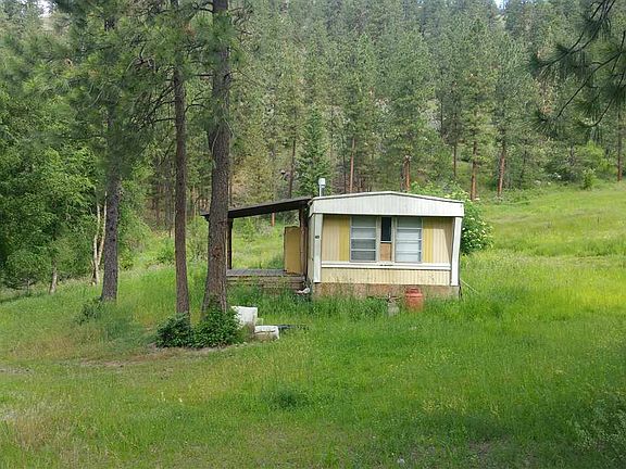 4th image of 1763 Highway 395 S
