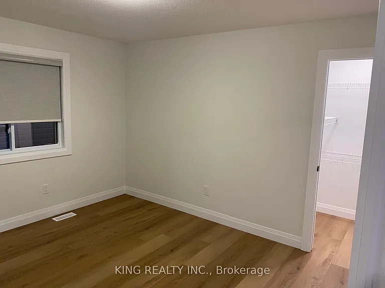 1316 Honeywood Dr #UPPER — Photo 14