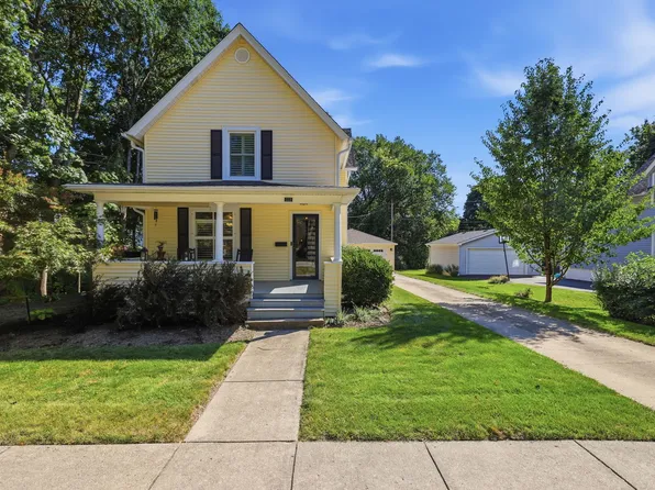 222 N 5th St, St Charles, IL 60174