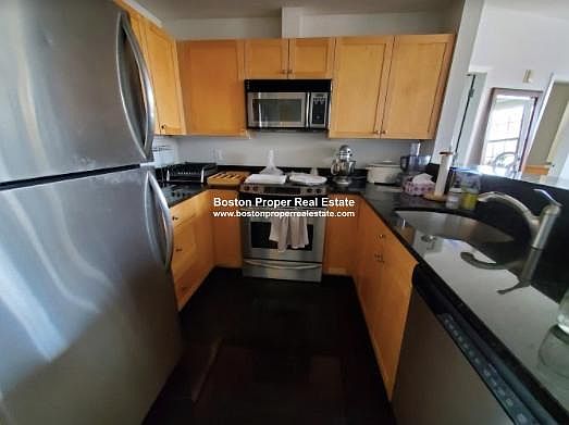 2nd image of 490 Harrison Ave #404O
