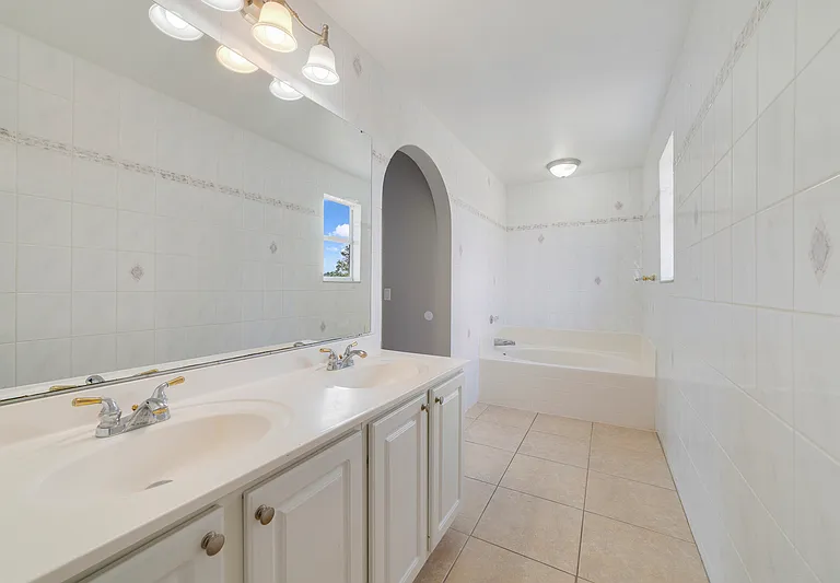 3170 Santa Cruz Dr — Photo 10