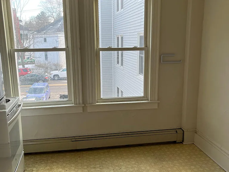 130 Elm St #5 — Photo 4