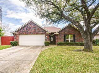 18322 Navajo Trail Dr, Spring, TX 77388