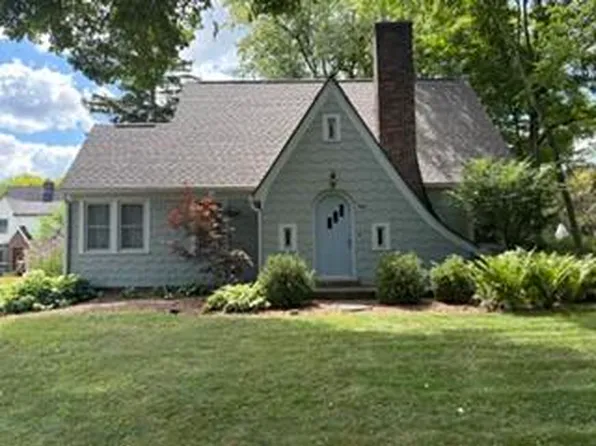 4951 W Liberty Rd, Ann Arbor, MI 48103