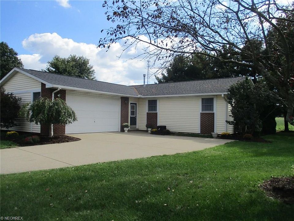 1st image of 131 Stucky Dr