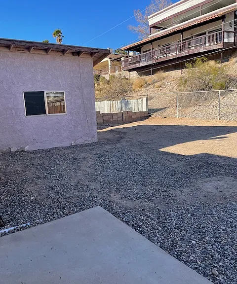 2544 Country Club Dr — Photo 4