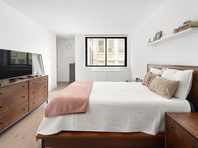 280 Park Ave S APT 6C, New York, NY, 10010