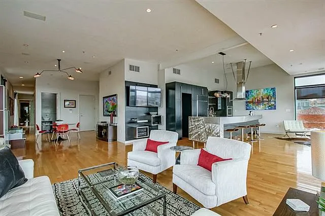 801 Saint Joseph St #Penthouse 1 — Photo 9
